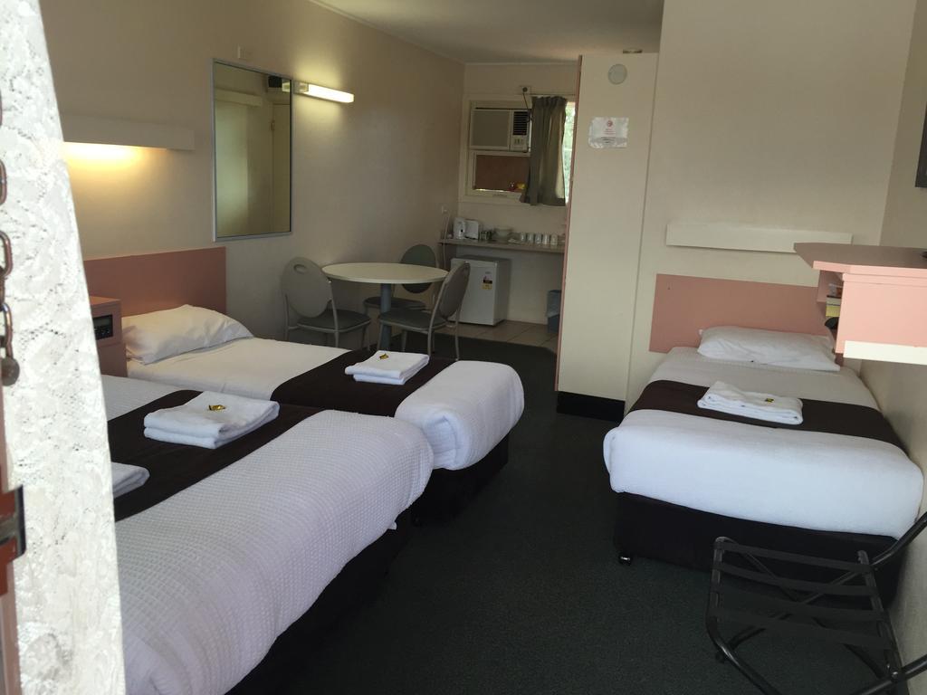 Caloundra Suncourt Motel 객실 사진