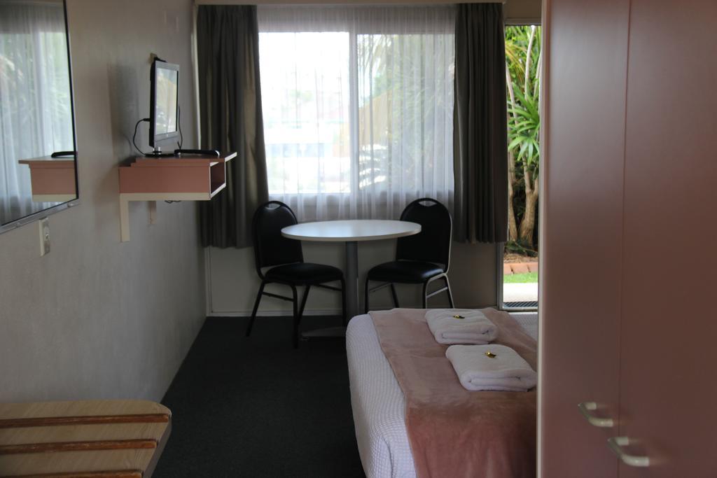 Caloundra Suncourt Motel 객실 사진